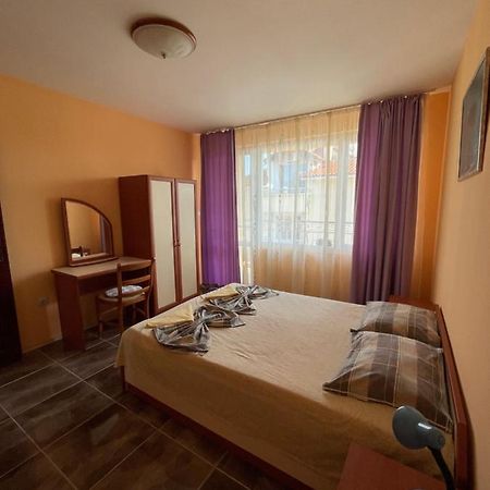 Апартамент Освободител Pomorie Extérieur photo